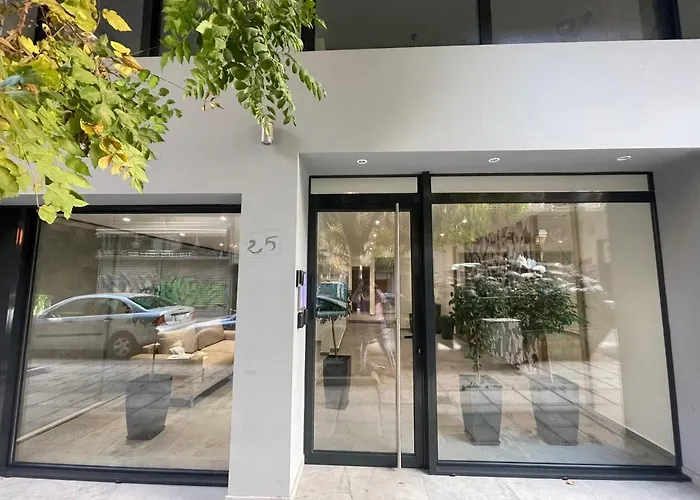 Thesspacious Apartment